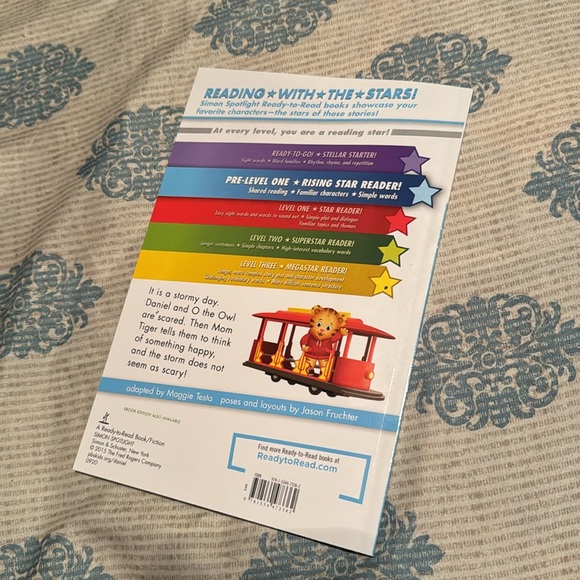 Daniel Tiger’s Neighborhood “Daniel Gets Scared” book - Picture 2 of 3